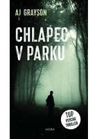 Chlapec v parku