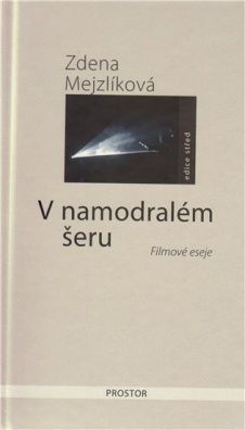 V namodralém šeru